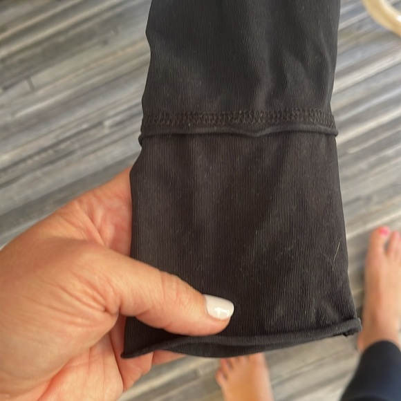 Athleta ruched long sleeve tee - Picture 4 of 6